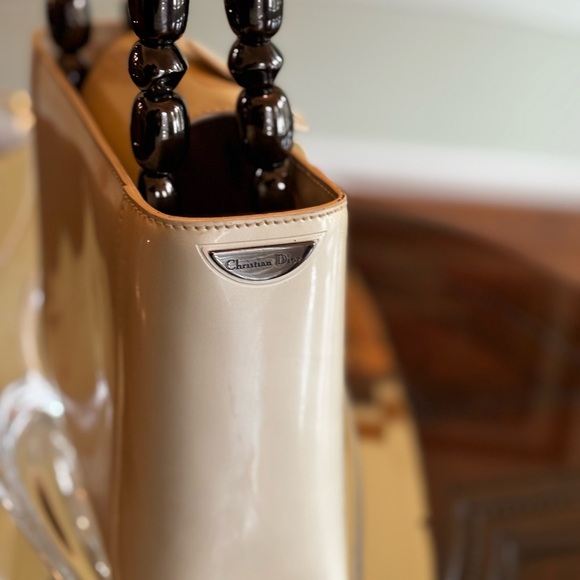 Polished Christian Dior Tan Patent Shoulder Bag with Glossy Bead Handles - Picture 8 of 13